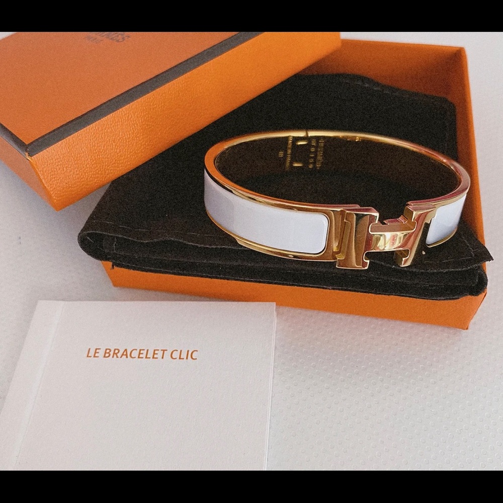 ClicH white color yellow gold bracelet